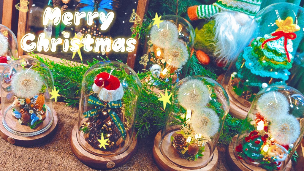 圣诞树下的集市